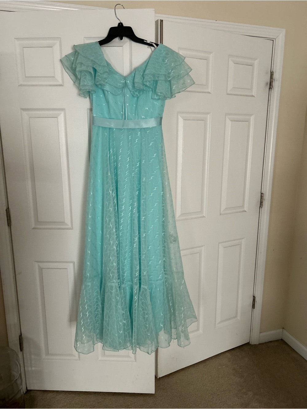 Light Aqua Ruffled Off-Shoulder Formal Dress vintage 1985